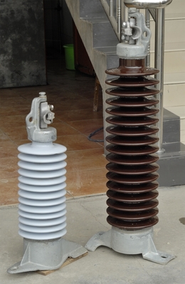 Elektrische Porzellan-Linie Posten-Isolator ANSI ODM 57 Reihe