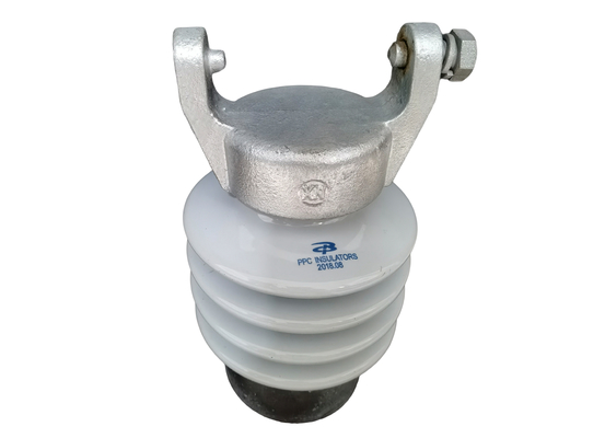 Hohe Porzellan-Linie Posten-Isolator der mechanischen Festigkeit C-120 dämpfungsarm