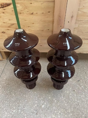 Iecstandardporzellan-Transformator, der Brown-Farbe mit Büschen bepflanzt
