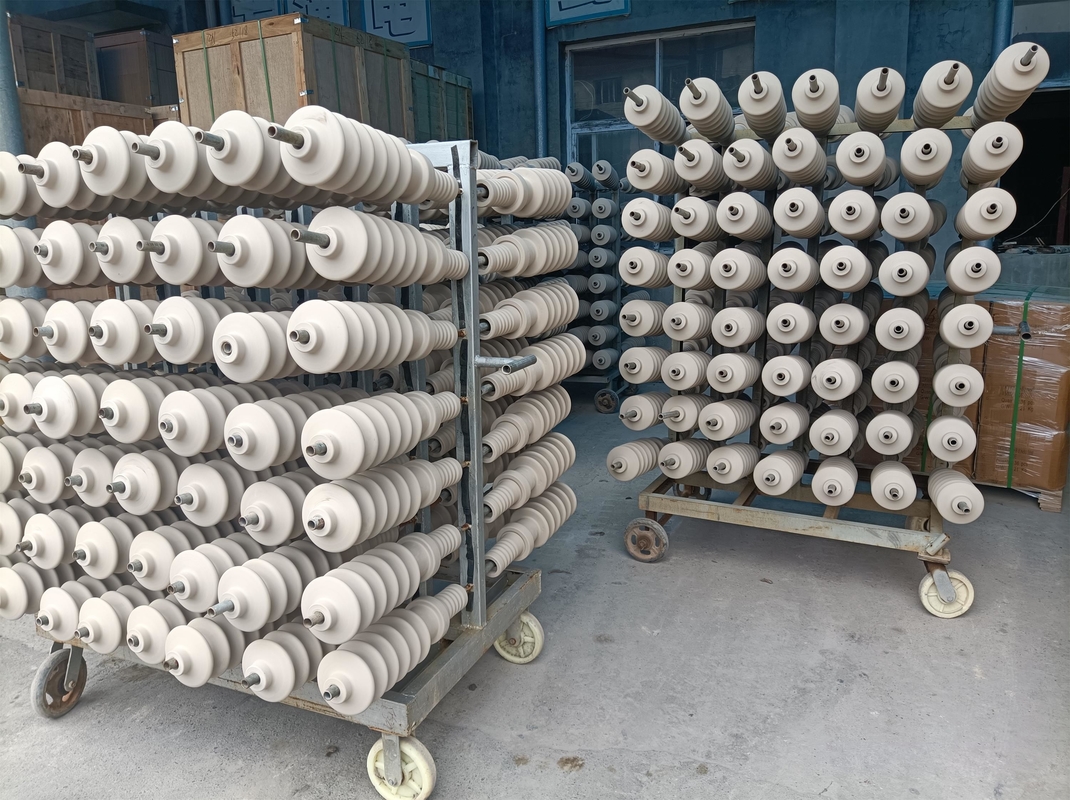 Antrieb-Widerstands-Spannung der Iecstandardtransformator-Porzellan-Buchsen-150kV
