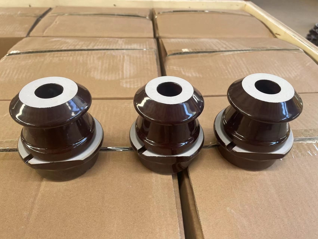 Brown glasierte verfügbares Porzellan-Buchsenisolator Soem des Transformator-DT1-630