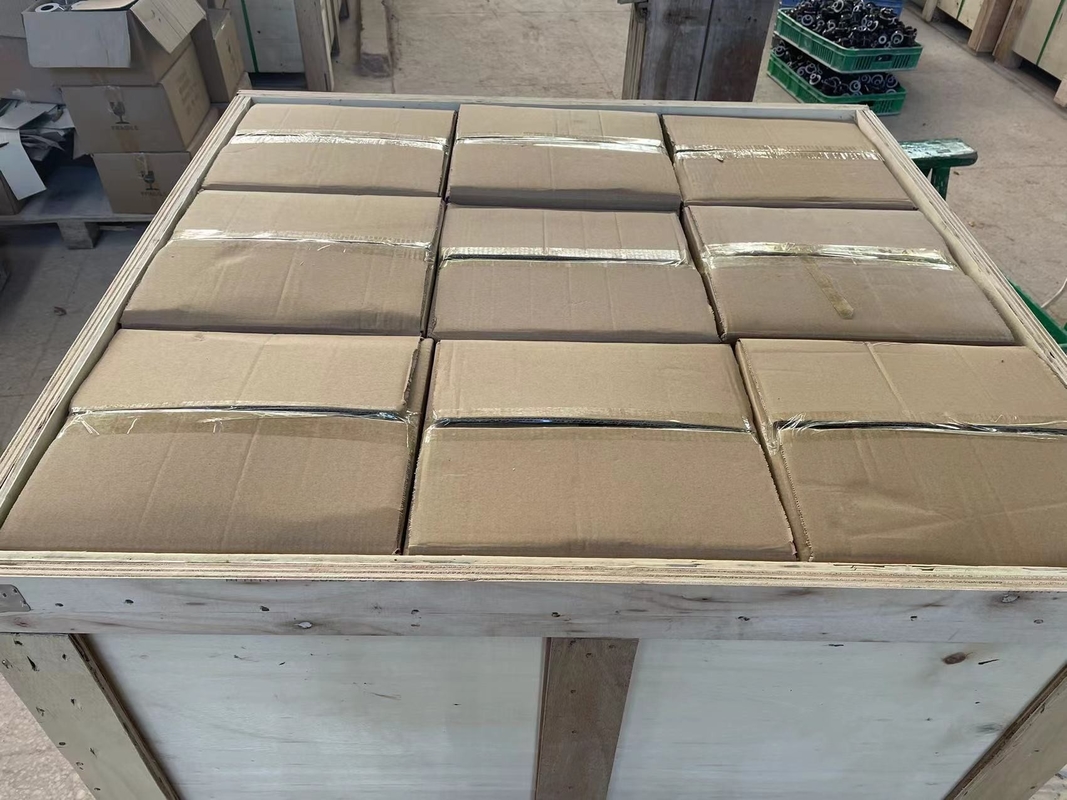 LÄRM 1kV 250A Porzellan-Transformator-Buchse Brown färben Soem verfügbar