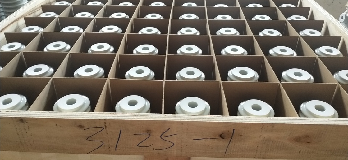 Standard-36kV 12Sheds Gas Iecs isolierte das mit Büschen bepflanzen weißen Farbe-Soems